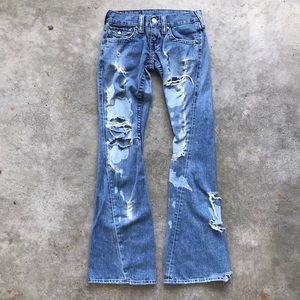 TRUE RELIGION Joey distressed jean size 26- RARE!